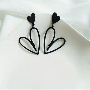 🖤 cute black heart earrings 🖤 punk goth rock festival unique concert jewelry